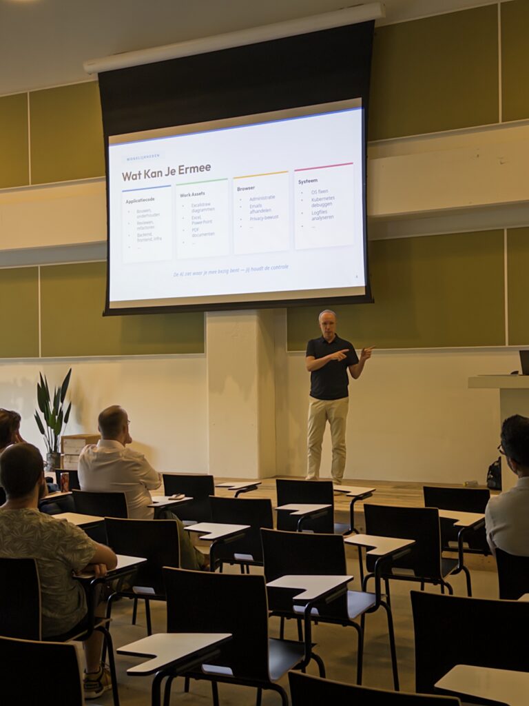 Fernand Rouwendaal aan woord tijdens Z Tech Night op 28 mei 2026